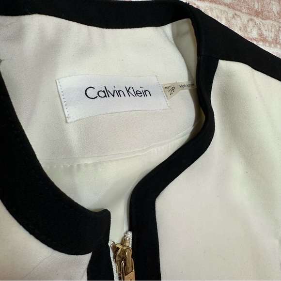 CALVIN KLEIN Contrast Black & White Jacket - Picture 4 of 9